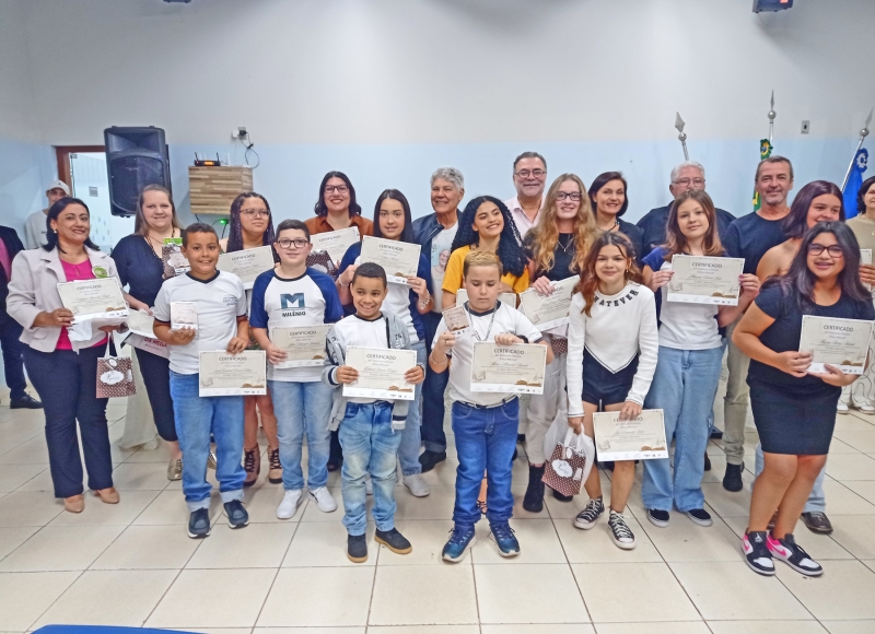 Cerimônia marca entrega da premiação da 10ª Edição do Concurso Literário Chico Alencar