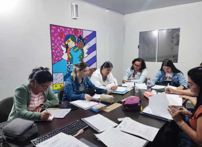 Reunião da Equipe Pedagógica com Professoras do Projeto Trilha do Aprendizado 2025