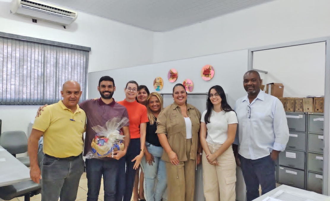Estagiário do RH da Prefeitura de Santa Rosa de Viterbo conquista bolsa de estudos e embarca para o Canadá