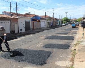 mutirao-tapa-buraco-1.jpg