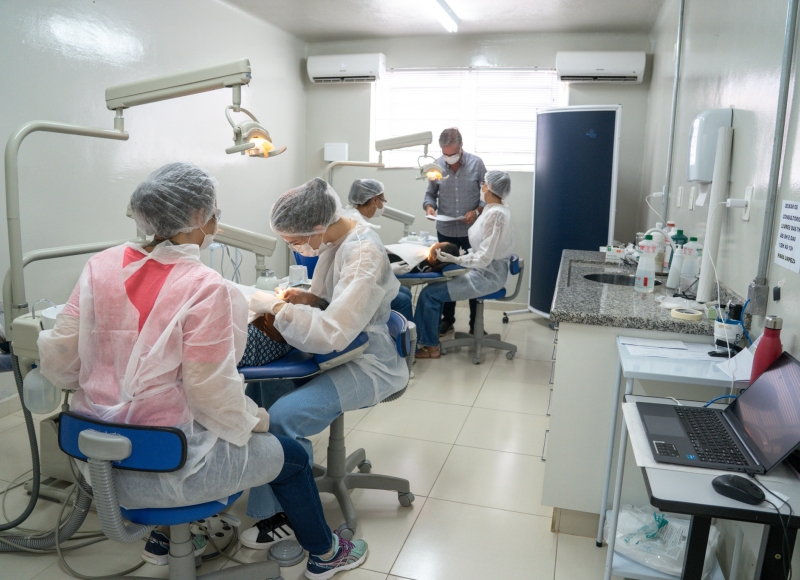 Saúde Bucal retoma atendimentos nas unidades com equipe reforçada e ampliação dos serviços