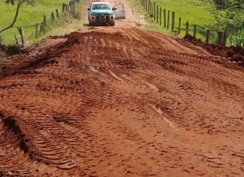 Trânsito liberado na Estrada Frederico Rose